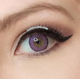 عدسات بلون أرجواني من EOS